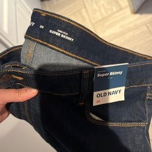 Women’s size 20 super skinny high rise jeans NWT